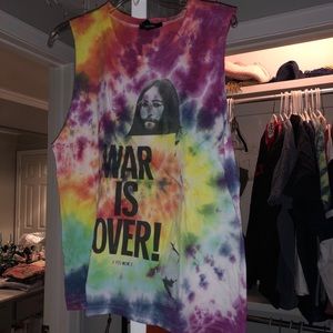 Tie dye tank top war is over